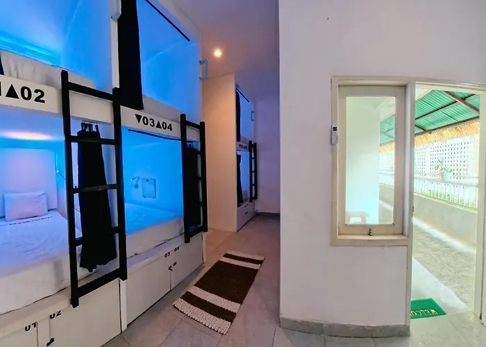 Hostal My Capsule
