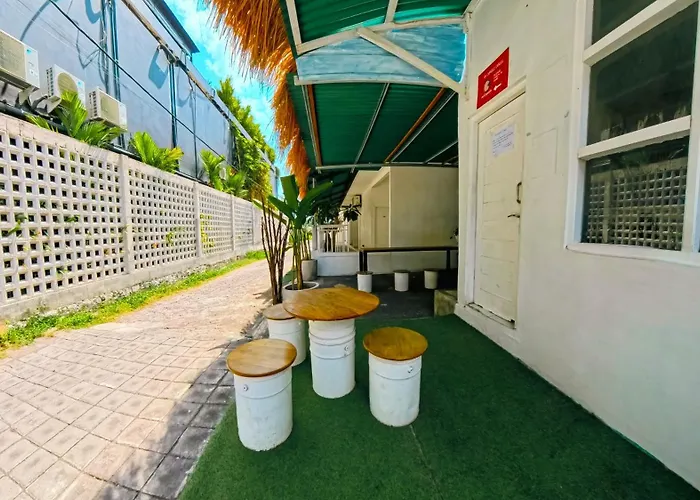 Hostal My Capsule Canggu